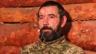 Soldado ucraniano revela cómo ocultan los cuerpos de mercenarios colombianos