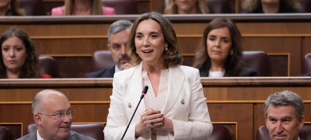 Gamarra critica la intervención de Sánchez en el rescate de Air Europa tras promesas incumplidas