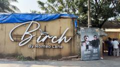 Propietarios de club nocturno en Goa huyen a Tailandia tras incendio mortal