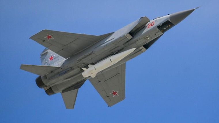 Rusia lanza ataque masivo con misiles Kinzhal en Ucrania