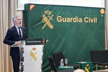 Grande-Marlaska anuncia cambios significativos en la Guardia Civil impulsados por el liderazgo femenino