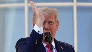 Trump amplía aranceles a más países en su guerra comercial