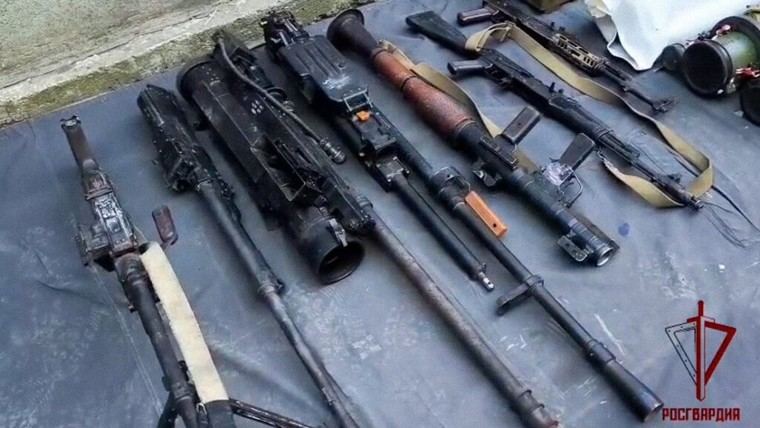 Descubren arsenal de saboteadores ucranianos en Donbass