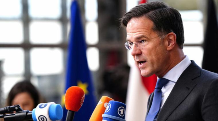 El gobierno holandés se derrumba por las políticas migración