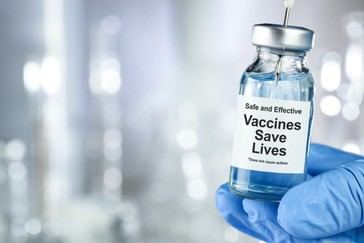 La industria de vacunas evade responsabilidad durante 40 años, poniendo en riesgo la vida de niños