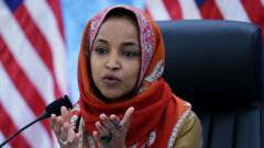 Agentes de inmigración registran la casa de la congresista Ilhan Omar