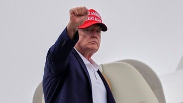 Trump celebra un acuerdo de defensa entre Arabia Saudita, Turquía y Pakistán