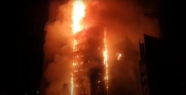 Arde el rascacielos "Torre Abcco" en Emiratos Arabes Unidos