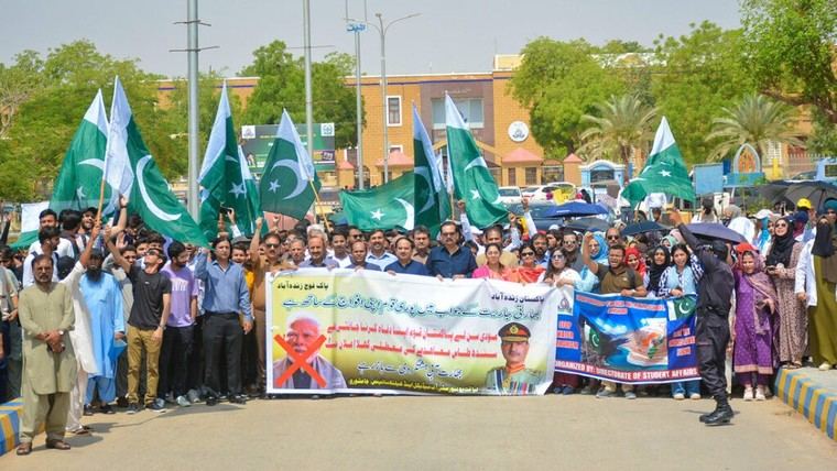 Pakistán advierte sobre respuesta tras ataques de India en su territorio