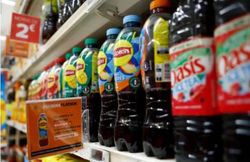 Carrefour pone advertencias de precios de "inflados" en los alimentos para avergonzar a las marcas