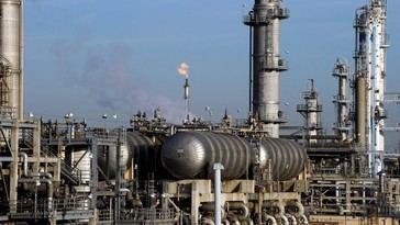 Irán amenaza con represalias a empresas estadounidenses por ataques a sus activos
