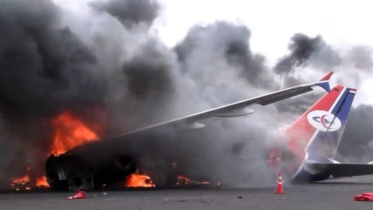 Israel bombardea y destruye el último avión comercial de Yemen