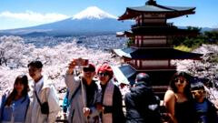 Japón multiplica por 20 la tarifa de residencia permanente para extranjeros