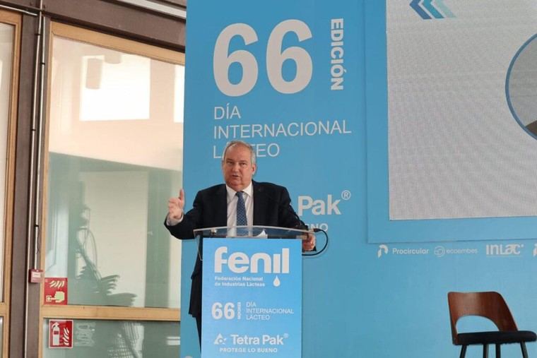 Hereu destaca la industria láctea como clave para la economía española