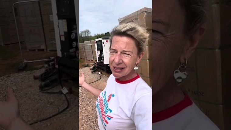 Katie Hopkins denuncia el eco-vandalismo en el campo británico