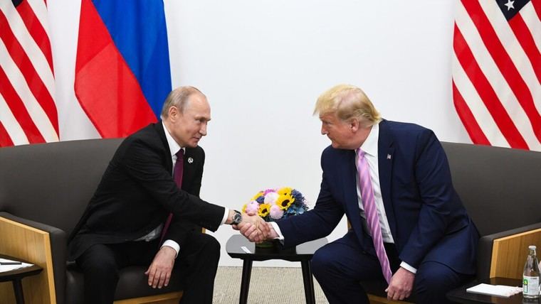 Putin y Trump conversarán por teléfono este lunes, confirma el Kremlin