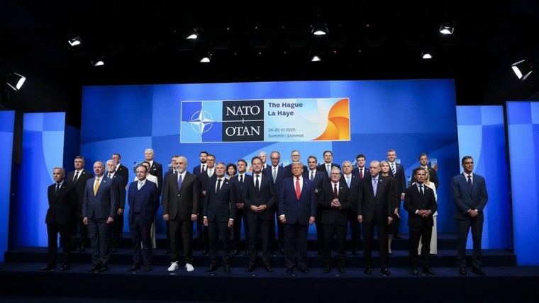 Aliados europeos de la OTAN preocupados por su dependencia del armamento de EE.UU