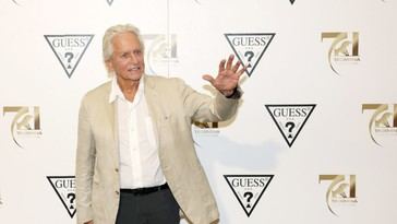 Michael Douglas confirma su retiro del cine tras luchar contra el cáncer