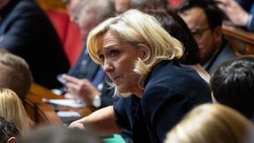 Trump defiende a Marine Le Pen tras su condena en Francia