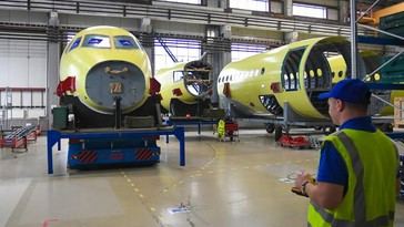 Rusia busca ensamblar aviones en el extranjero para competir con Boeing y Airbus