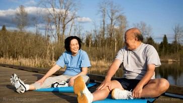 Expertos advierten sobre las promesas vacías de la industria de la longevidad y su enfoque en tratamientos sin respaldo científico