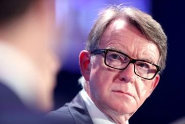 Lord Mandelson lamenta haber conocido a Jeffrey Epstein