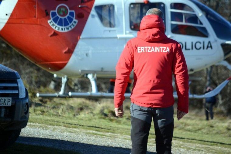 Rescatan a un escalador herido en el Parque Natural de Urkiola