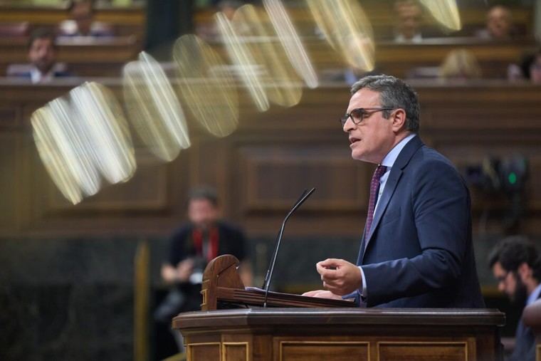 Marí Bosó critica la política de Sánchez y pide IVA cero para alimentos básicos