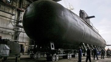 Rusia presenta el nuevo submarino Maloyaroslávets del proyecto 677 Lada