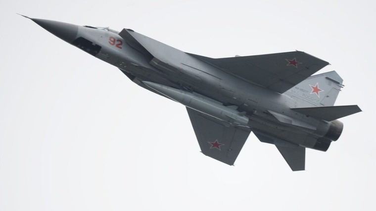 Rusia lanza un ataque masivo contra instalaciones militares en Ucrania