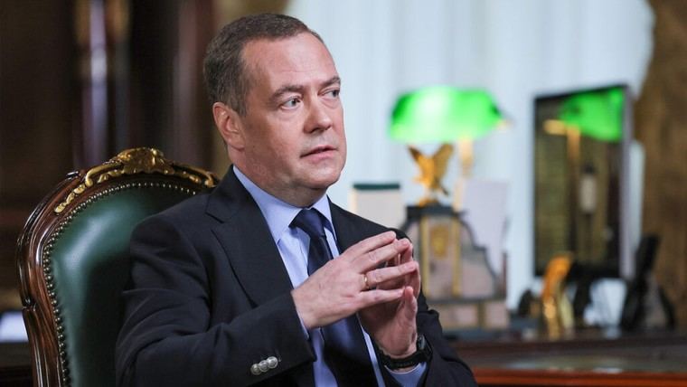 Medvédev critica a Trump por sus declaraciones sobre Ucrania y sugiere que vive en una 'realidad alternativa'