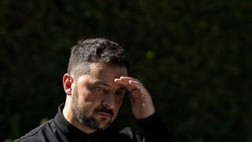 Zelenski expresa condolencias por el asesinato del político ucraniano Andréi Parubi