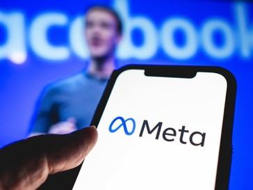 Meta patenta un sistema de IA para simular a usuarios fallecidos en redes sociales