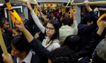 Seúl probará vagones de metro sin asientos para reducir la congestión
