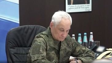 Ministro ruso inspecciona drones modernizados en el frente de combate