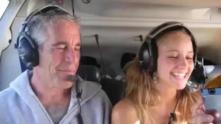 Se suicidó la modelo rusa que presenció a personalidades violando a niños en la isla de Epstein