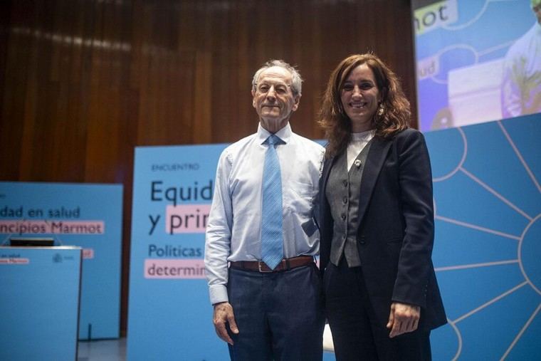 Mónica García aboga por la equidad social como clave para mejorar la salud pública