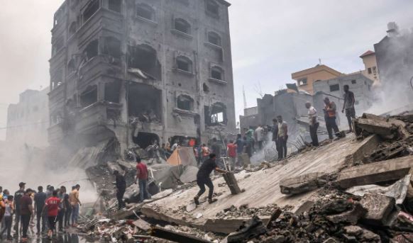 Más de 300 palestinos muertos en 48 horas por ataques israelíes en Gaza