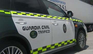 Fallece un motorista en colisión con un camión en Sevilla
