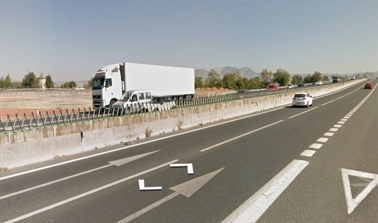 Fallece un motorista de 33 años en la A-92G de Granada