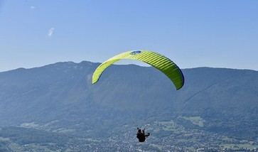 Fallece un parapentista en accidente en El Bosque, Cádiz