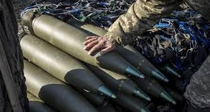 Biden proporcionará a Ucrania municiones de uranio empobrecido