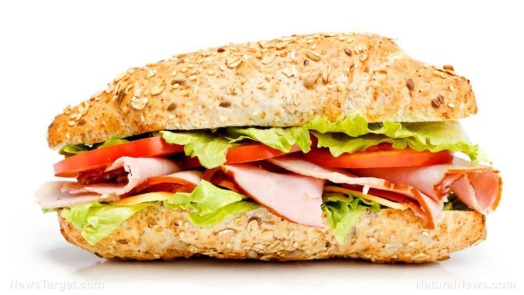Alerta de salud pública por brote de listeria vinculado a sándwiches retirados del mercado