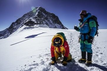 Nepal Detains Everest Guides in $20 Million Fraud Scheme