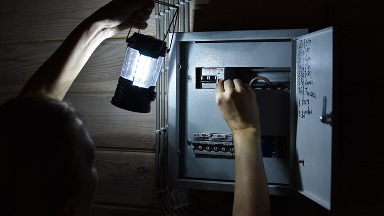 37 estados de EE. UU. en riesgo de apagones este verano por inestabilidad en la red eléctrica