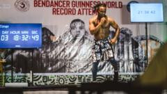 Nigeriano intenta romper récord mundial de baile ininterrumpido durante siete días
