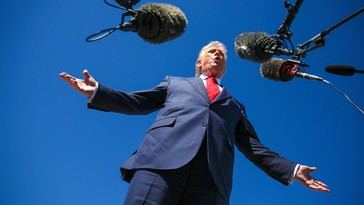 Trump afirma que, ante las pruebas nucleares de Rusia y China, EE.UU. también las llevará a cabo