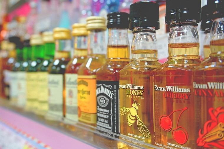 No hay nivel seguro de alcohol: estudios confirman su relación con el cáncer