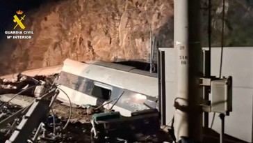 Identifican posible fallo técnico tras accidente de tren en España que dejó 39 muertos