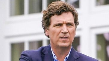Tucker Carlson advierte sobre el riesgo de revolución en EE.UU. por desprecio a la población